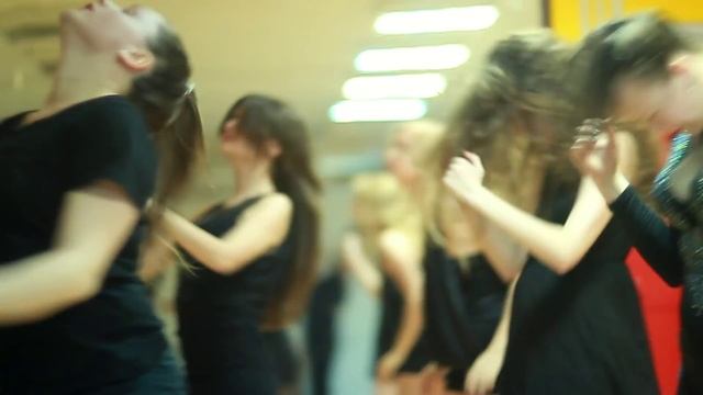 Группа по авторской хореографии (препод. Галина Кобзева) смотреть онлайн