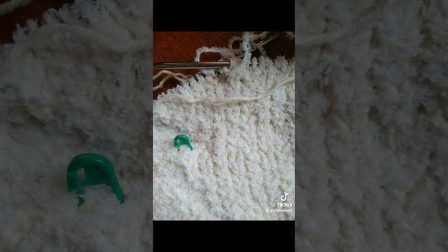 Детский кардиганчик в процессе ?? смотреть онлайн