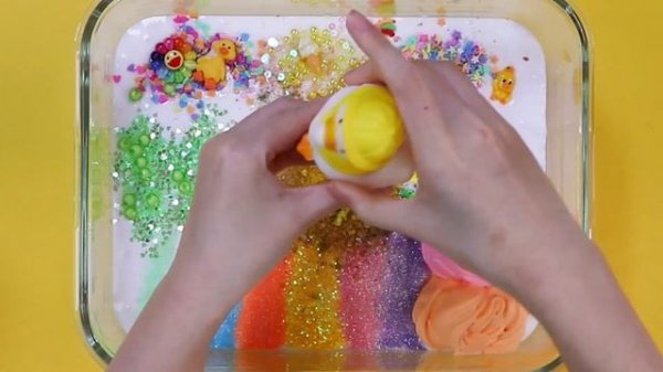 Mixing RAINBOW DUCKS Slime Mixing Makeup,parts,glitter Into Slime Satisfying SlimeVideo ASMR