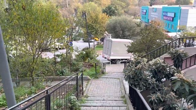 Стамбул - готовый маршрут по городу. Прогулка по популярным и нетуристическим местам. День первый. смотреть онлайн