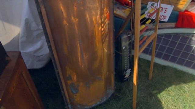 Canadian Pickers Uncover Hidden Gems in Collectibles Negotiations | Cash Cowboys | House to Home смотреть онлайн