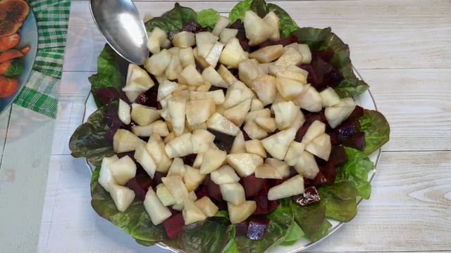 ИЗУМИТЕЛЬНЫЙ САЛАТ из Свеклы и Груши на Новый Год! ВКУСНЫЙ САЛАТ Без Майонеза на Праздничный Стол! смотреть онлайн