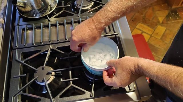 2 bowls stuck together can we get them apart? any suggestions? смотреть онлайн