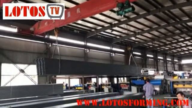 loading metal deck sheet in domestie customer / roll forming machine смотреть онлайн