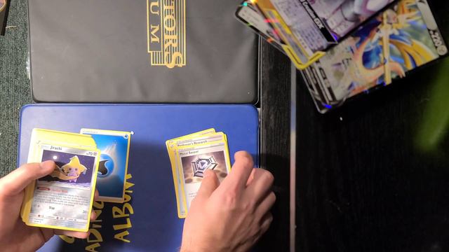 Unboxing the Zacian V League Battle Pokemon Deck! смотреть онлайн