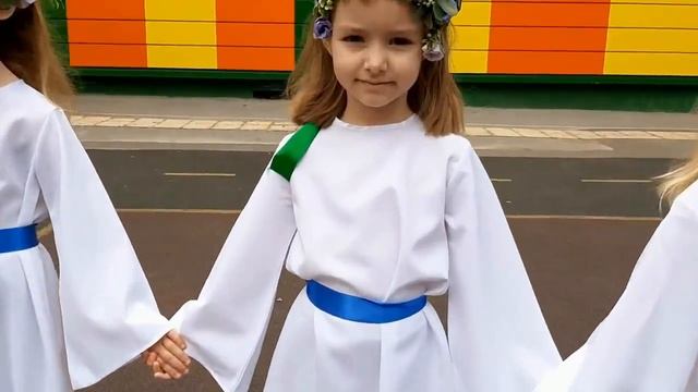 Коллектив "Поющие жемчужины" песня "Российский флаг" (2021) смотреть онлайн