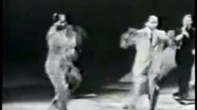 dance-1920 vs music -2009 смотреть онлайн
