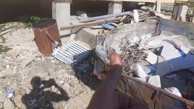 Четырёхколёсный мотороллер муравей в работе. смотреть онлайн