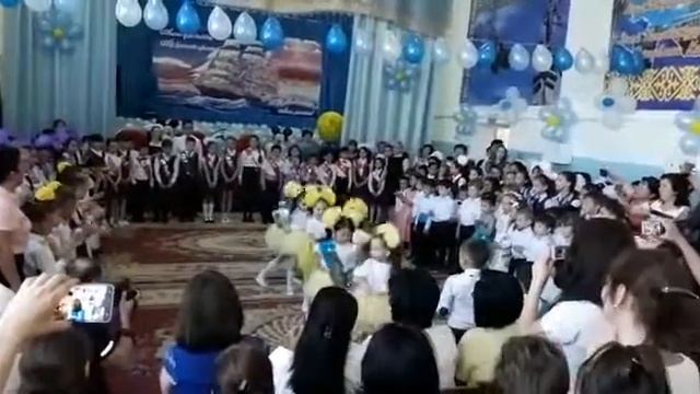 Нуляшки.Танец "Хорошее настроение" смотреть онлайн