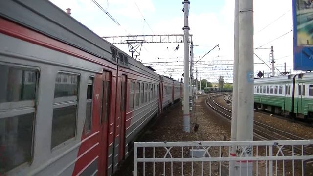 Электропоезд ЭР2Т-7125 станция Солнечная смотреть онлайн
