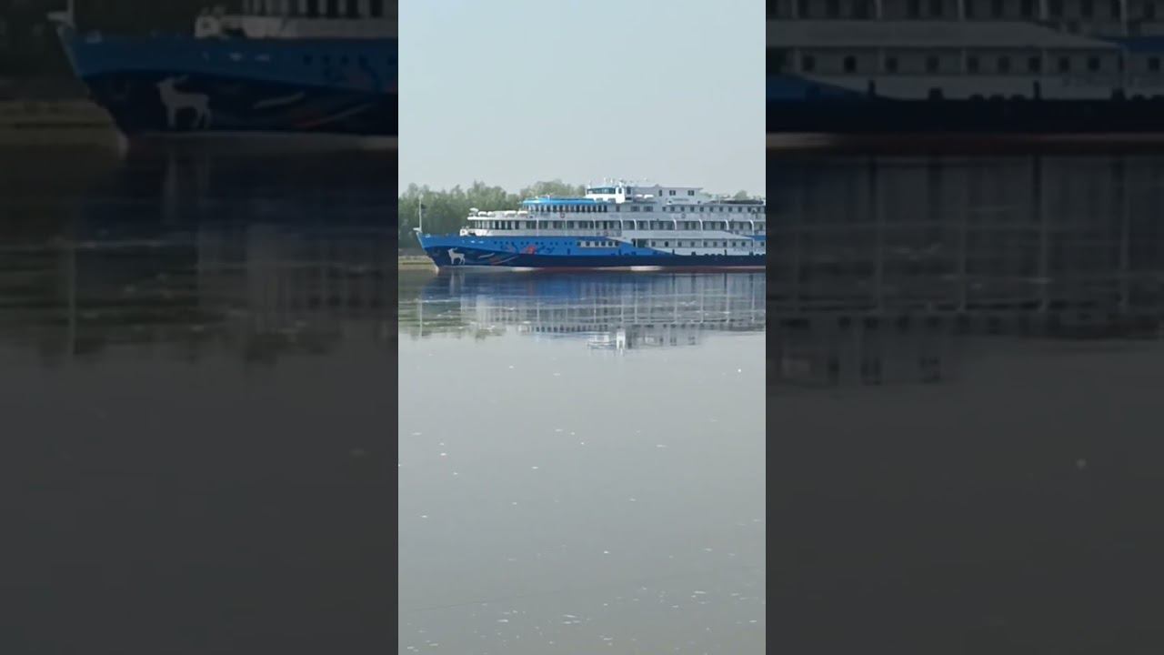 А по речке шёл теплоход. "Северная сказка" смотреть онлайн