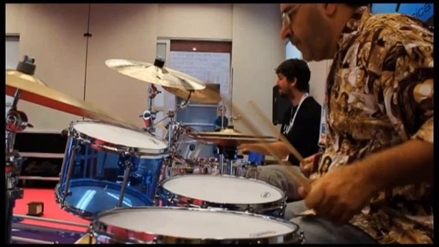 Volumedrums. Moa. Dario"pg" Milan & Giovanni Rossi смотреть онлайн