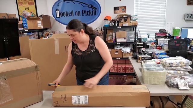 Unboxing Very Damaged Boxes from Brand New Boxes From 888 Lots - What did I get? Online Reselling смотреть онлайн