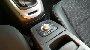 Снятие джойстика управления навигацией Рено сценик 3