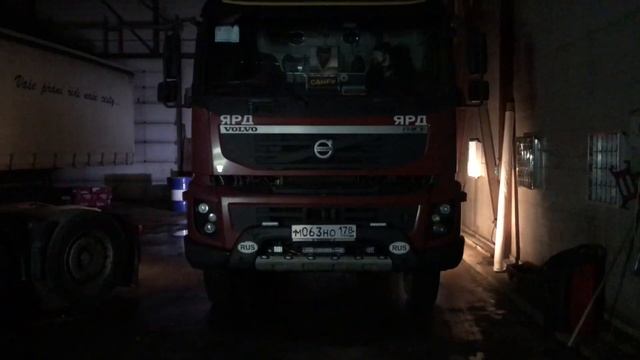 установка дополнительной оптики hella на volvo fmx смотреть онлайн