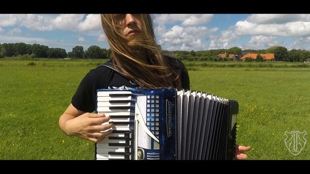 Vanacoustica -  Morrowind's Nerevar Rising Folk Cover (feat Creia Wraith)