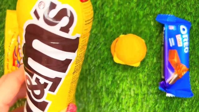 Satisfying Video | Mixing Rainbow Candy in M&M'S & Skittles Boxes #565 смотреть онлайн