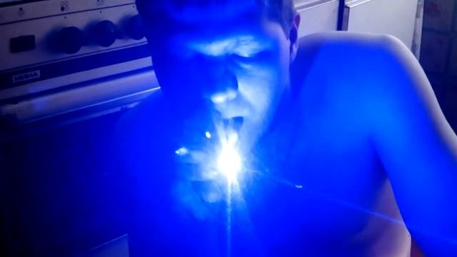 Прикуривание от лазера в домашних условиях смотреть онлайн