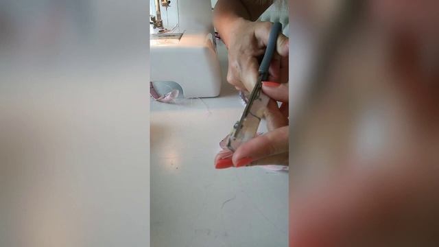 ✂️?? 3. Обработка шелка , тонкие лямочки от Best Couture смотреть онлайн