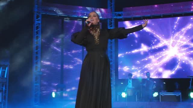 Айшат Айсаева - Я не верю смотреть онлайн