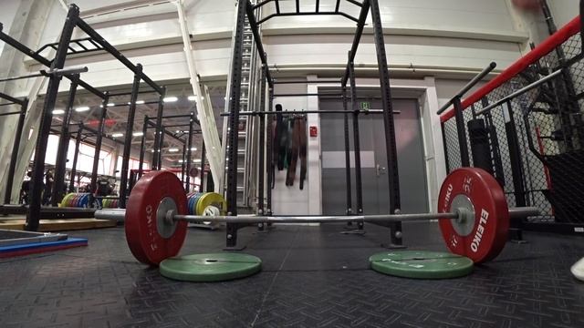 МОЯ ТРЕНИРОВКА СТАНОВОЙ ТЯГИ / это поможет тебе выше прыгать смотреть онлайн