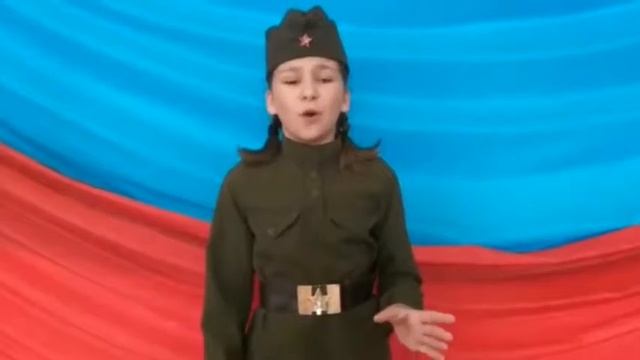 Стихотворение "Памятник в Берлине, участница театра малых форм "Позитив", Екатерина Фролова смотреть онлайн