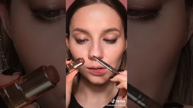 Бьюти секреты. Лайфхаки с косметикой и одеждой. смотреть онлайн