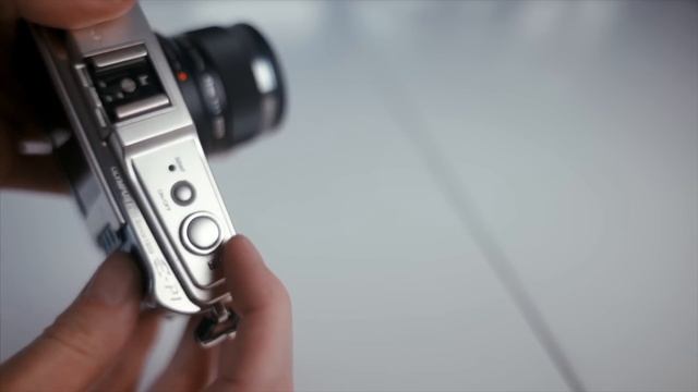 Super Cheap Camera Review - 5 Reasons to Buy an Olympus E-P1 in 2019 смотреть онлайн