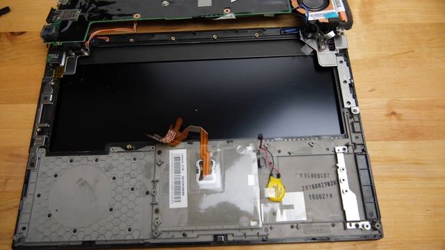 Lenovo Thinkpad X260 / X270 Disassembly and Keyboard Replacement смотреть онлайн