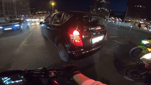 "FAHRRAD-COP" macht mir ANGST... смотреть онлайн