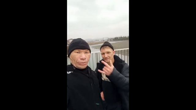 ОЛЕГ МОНГОЛ ВЫТЯНУЛ БЕЗУМНОГО ПАШУ И САНЮ БЫКА С СИНЕЙ ЯМЫ смотреть онлайн