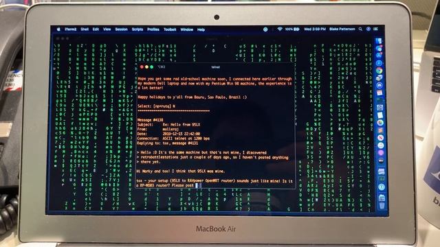 BBSing on the MacBook Air (Matrix style) смотреть онлайн