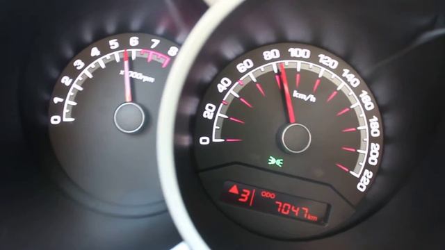 Kia Venga acceleration 0-100 смотреть онлайн
