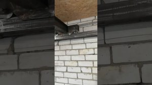 Самодельная кран-балка в гараже