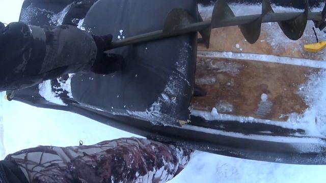 Арктика!Ловлю рыбу на мононить!Поставил старинный Сундук! смотреть онлайн