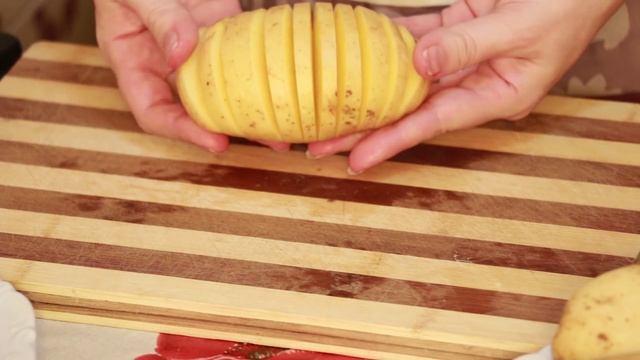 Ну, оОчень вкусная - Картошка-Гармошка! смотреть онлайн