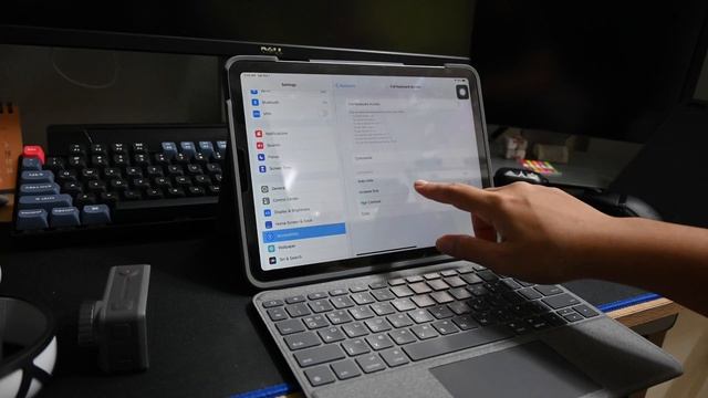 ដោះស្រាយបញ្ហា Keyboard Folio Touch លើ iPad | Fix Logitech Folio Touch on iPad | KHMER смотреть онлайн