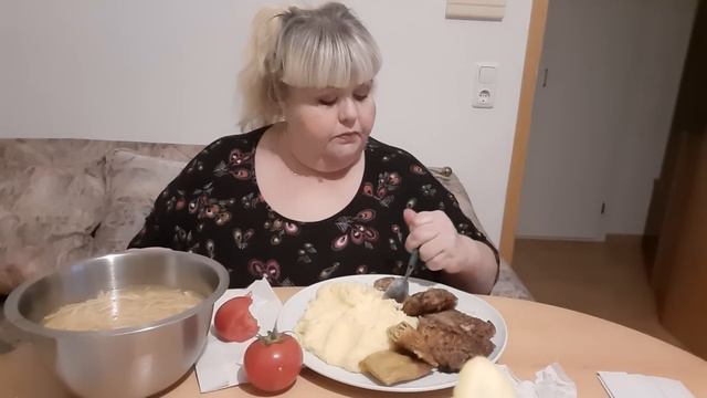 ГЕРМАНИЯ🇩🇪.УКРАИНСКИЕ🇺🇦БЕЖЕНЦЫ.НЕРАЗБЕРИХА?ХАЛАТНОСТЬ ИЛИ НЕДОРАЗУМЕНИЕ? смотреть онлайн