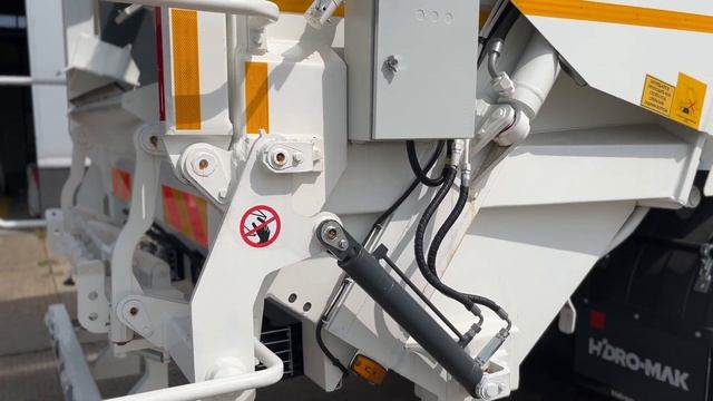 Мусоровоз Hidro-Mak на Isuzu GIGA смотреть онлайн