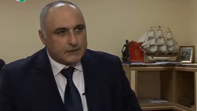 Распродавал муниципальные квартиры смотреть онлайн