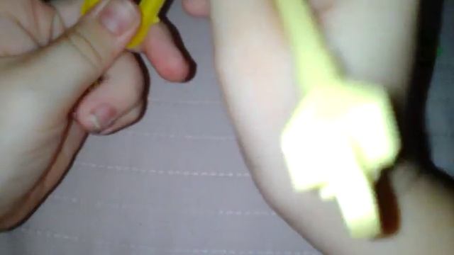 Сережки из резинок на рогатке для куклы смотреть онлайн