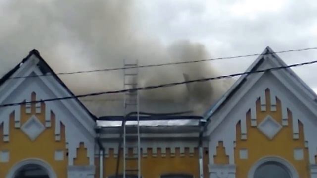 Страшный пожар в центре города Кимры 8.08.2018 смотреть онлайн