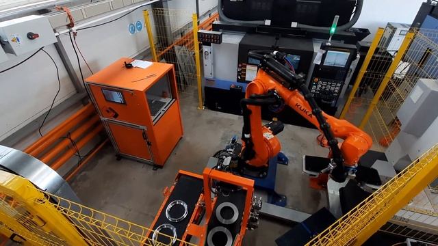 Роботизированный комплекс разгрузки и загрузки токарных и фрезерных станков (робот KUKA). 2021 год смотреть онлайн