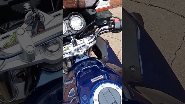 suzuki bandit 1200 k6 2006 walk around and start up on a cold day смотреть онлайн