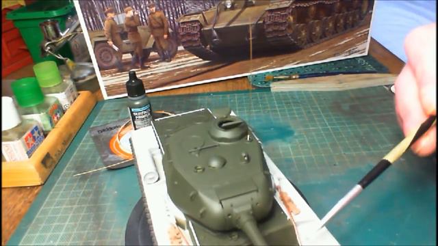 TRUMPETER 1/35 SOVIET KVI22 HEAVY TANK BUILD UPDATE #1 смотреть онлайн