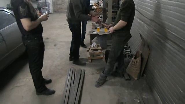 Жарим сардельки в гараже. Вездеход ТСН 74. смотреть онлайн
