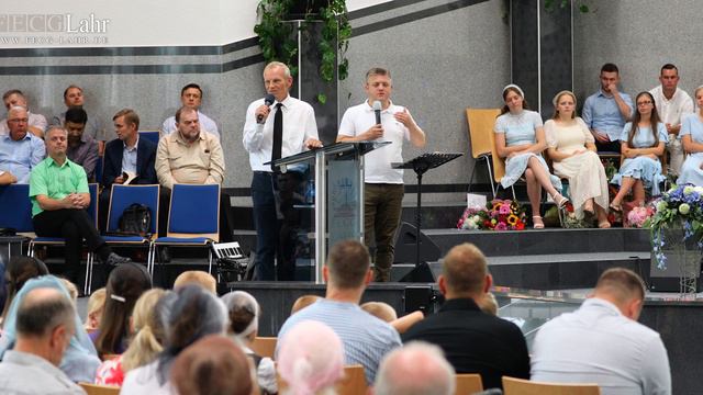 Водное Крещение | Wassertaufe. Pastor Viktor Binefeld смотреть онлайн