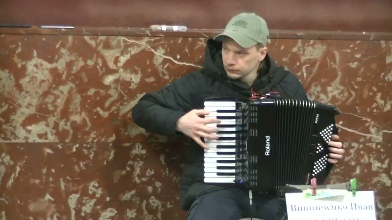 Музыка в метро Университет. Ванниченко и товарищ. 29.02 .2024 смотреть онлайн