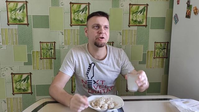 Обзор пельменей "МИРАТОРГ" - ну вы держитесь там и хорошего вам настроения... смотреть онлайн