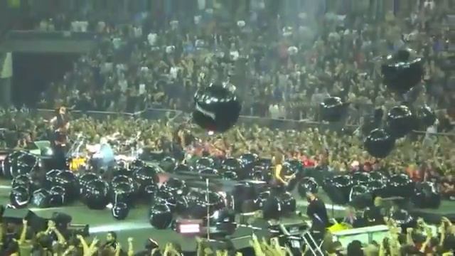 ACCIDENTE DE METALLICA Kirk Hammett patea a una niña YouTube смотреть онлайн